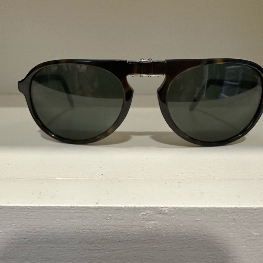 Ralph Lauren Purple Label Foldable Sunglasses with leather case. All original.